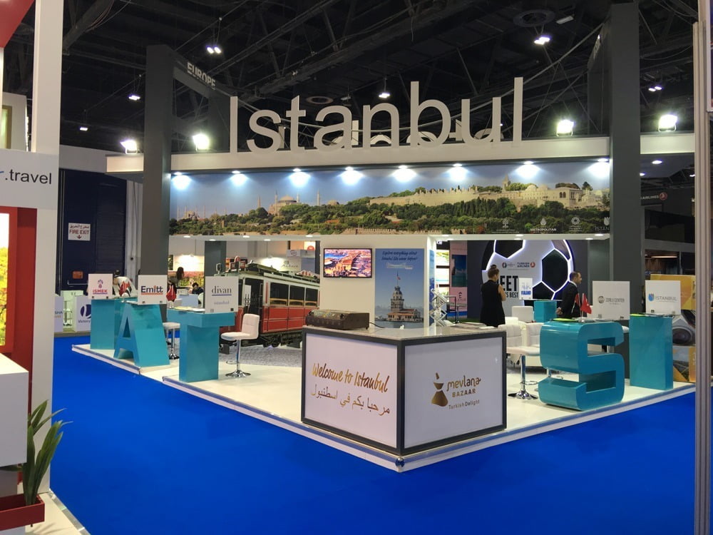 custom-stand-130