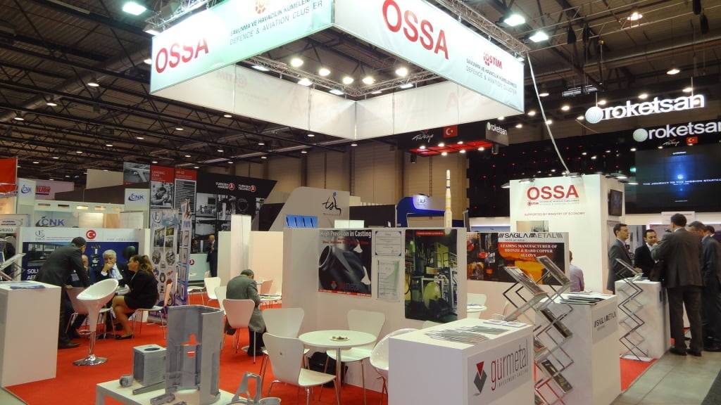 custom-stand-121